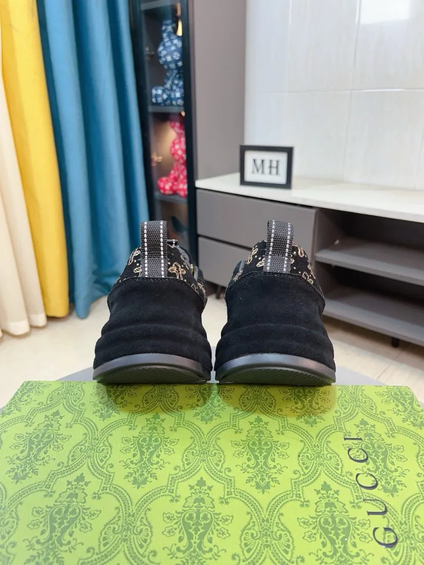 Men's shoes 💰560🌹🌹【GUCCI】pop-top casual sneakers with daddy outsole, breathable and comfortable, easy to walk, a versatile style for trendy men, upper with cowhide edged outsole design➕genuine leather lining➕Gucci's popular original outsole, sports and running style, super comfortable. Code number 38-44